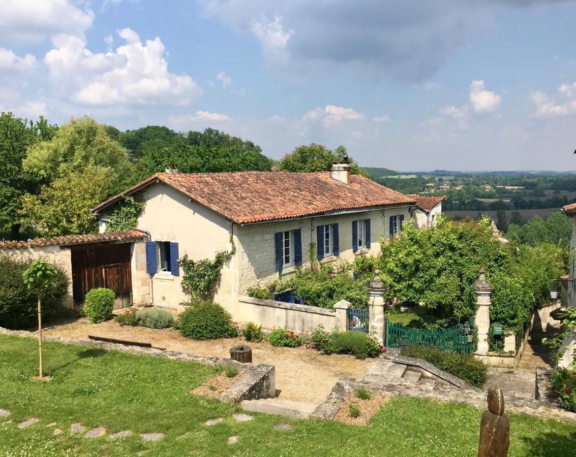 Grange Bleuet Bed & Breakfast Aubeterre-sur-Dronne Exterior photo