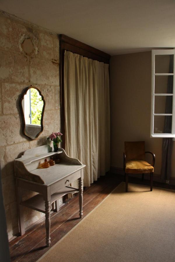 Grange Bleuet Bed & Breakfast Aubeterre-sur-Dronne Exterior photo